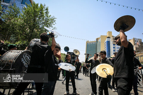عزاداری روز عاشورای حسینی در مشهد