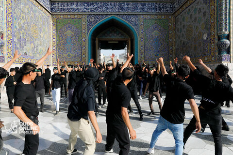 عزاداری عاشورای حسینی در حرم مطهر رضوی
