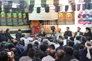 دشمن درصدد تخریب چهره جامعه مهاجر است