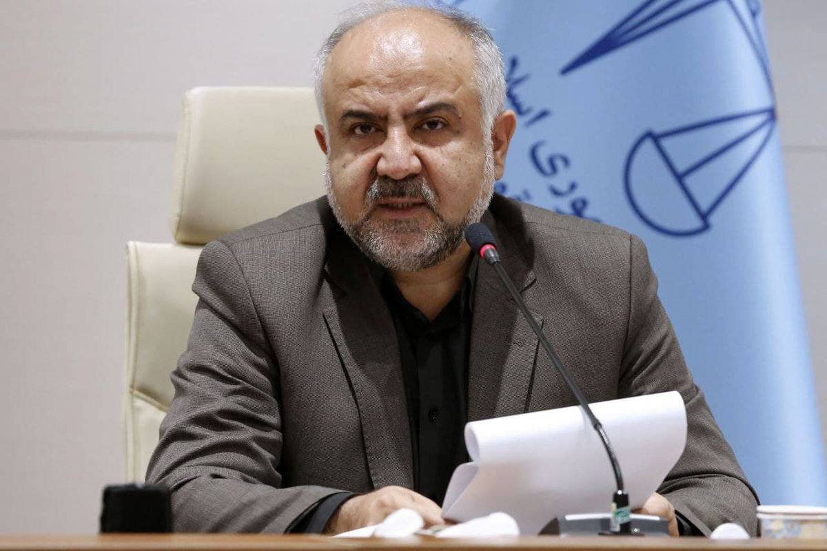 با ۶ حقوقدان معرفی شده برای عضویت در شورای نگهبان بیشتر آشنا شوید