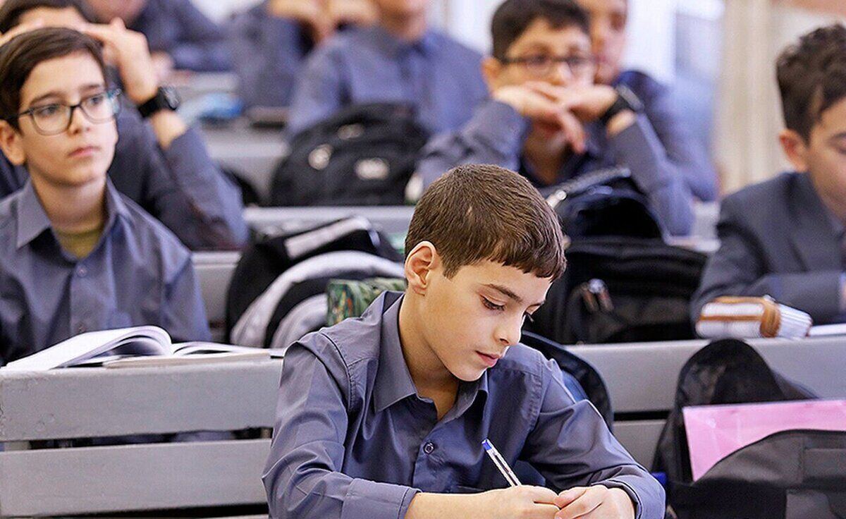 ثبت‌نام آموزش رایگان هوش مصنوعی به دانش‌آموزان