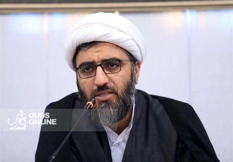 حجت‌الاسلام عزت زمانی تبیین کرد: ‏هویت ایرانی-اسلامی؛ پیوندی ناگسستنی در میدان تبلیغ