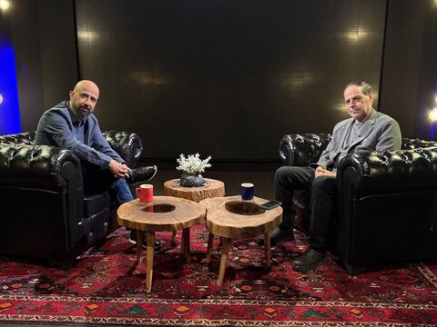 گفت و گو با مجری و طراح «روشنایی های شهر» که در روزهای جنگ ساخته شد/چراغ همدلی زیر بمباران شهر