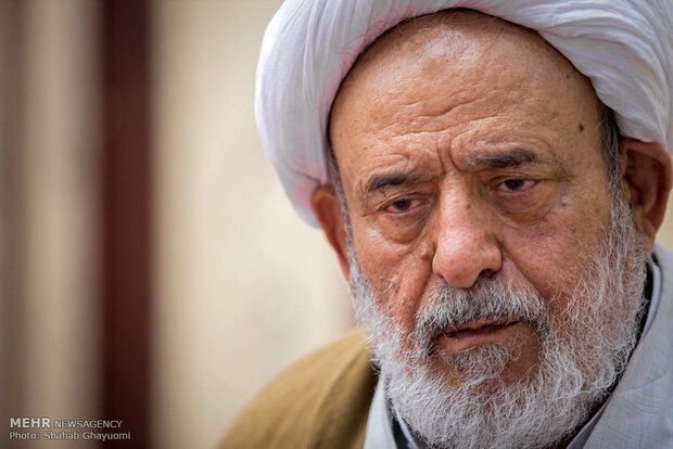 الگویی که میلیاردها نفر را به بهشت می برد؛ ماجرای آغوش پدرانه پیامبر(ص)