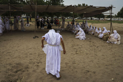 صابئین مندایی این روزها آماده میشوند تا سال نو را در کنار کارون جشن بگیرند/ پیمانی در آب