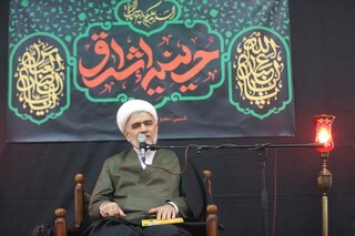 عضو هیئت علمی دانشگاه باقرالعلوم(ع): عاشورا را از منظر اسطوره‌ای بررسی کنیم