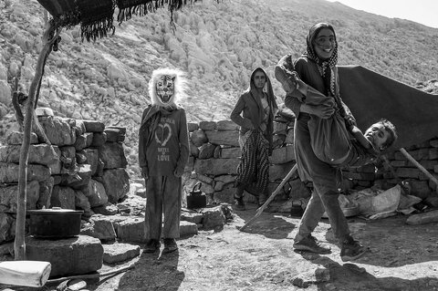 سختکوشی دختران زاگرس، توجه رسانه آمریکایی را برانگیخت + عکسها