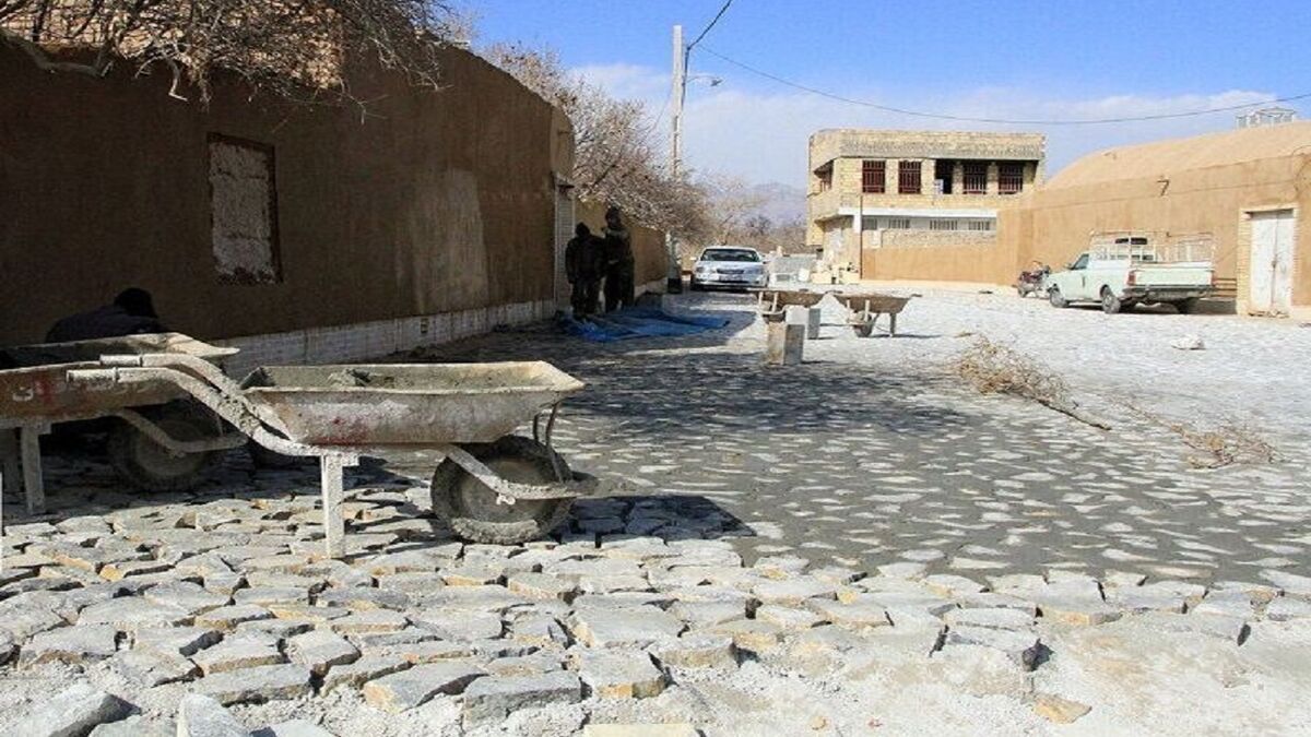 اجرای پنج طرح هادی در نقاط روستایی خاش آغاز شد