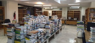اهدای بیش از ۲۵ هزار منبع مطالعاتی به کتابخانه رضوی در سه ماه نخست ۱۴۰۴