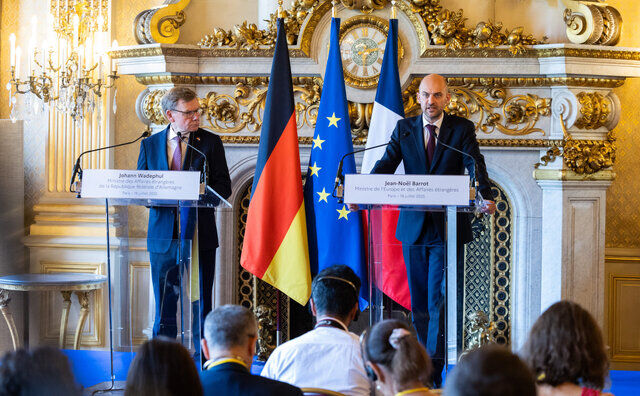 آلمان و فرانسه: موضوع هسته‌ای ایران تنها با راهکار دیپلماتیک حل می‌شود