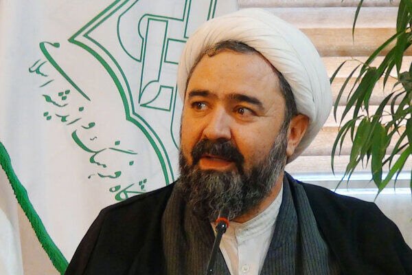 معنای «عزت» در اسلام، تلاش برای دستیابی به زندگی اصیل و با کرامت است