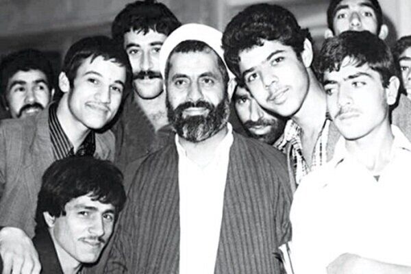 واعظی که به تنهایی یک نهاد خیریه بود؛ توبه‌ای که کافه را چلوکبابی کرد