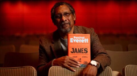 گفتوگو با سیدرضا حسینی، مترجم «جیمز»؛ داستانی آگاهیبخش، جذاب و سرگرمکننده