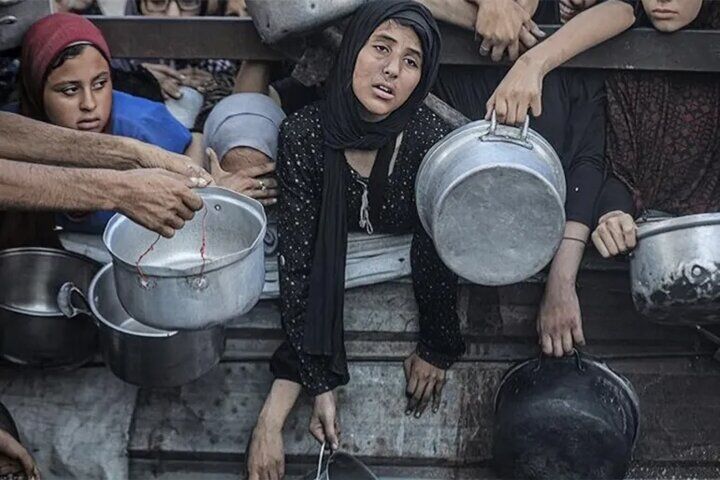 همزمان با شهادت ۲۱ کودک بر اثر گرسنگی؛ ۱۰۰ نهاد بین‌المللی هشدار دادند