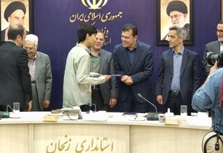 اهدای یک واحد مسکونی از طرف رییس جمهور به نخبه زنجانی