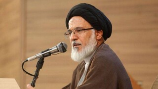 دعا بهترین روش برای رفع غفلت از یاد خدا است