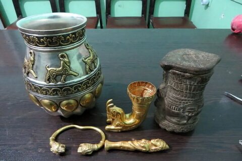 کشف و ضبط ۹ قلم شیء تاریخی پیش از اسلام در دماوند