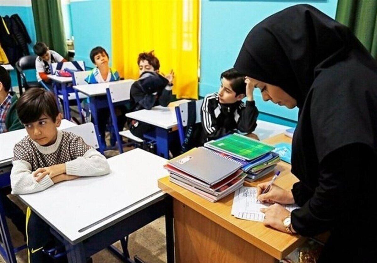 درس «جنگ تحمیلی: روایت ایرانی» به مدارس می‌آید