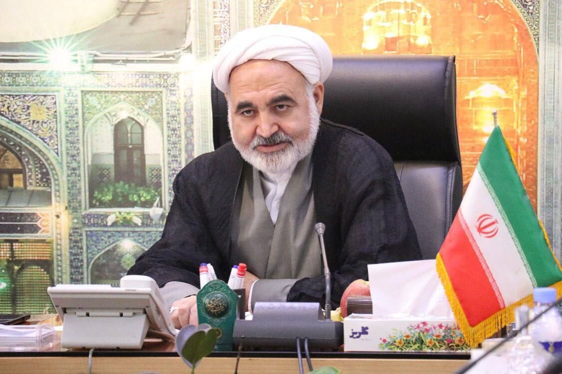 مردم ایران حتی در تنگنای اقتصادی نیز پای کشور ایستاده‌اند