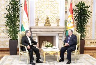 تهران و تقویت عقبه سیاسی در شرق