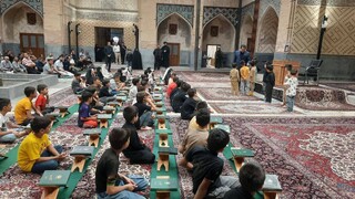 نخستین محفل قرآنی «کودکان رضوی» در حرم مطهر رضوی برگزار شد