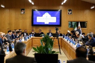 انتقاد استاندار خراسان رضوی از فرآیندهای تخصیص ارز در کشور