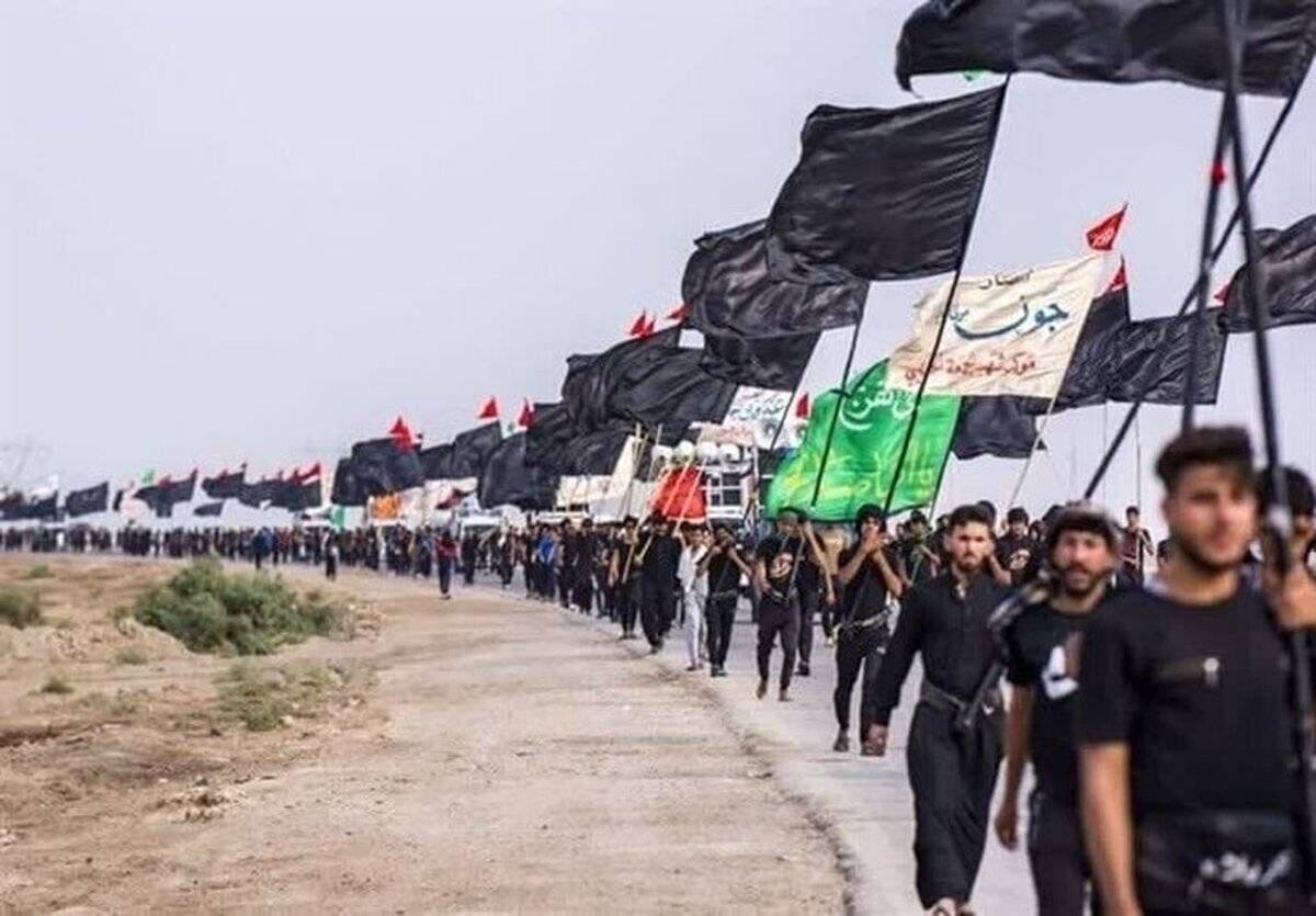 همراهی ۱۰۰۰ خادم بارگاه رضوی با زائران اربعین در عتبات عالیات