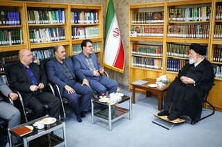 آیت‌الله علم‌الهدی تأکید کرد؛ تحول در رویکرد اشتغال‌زایی و سرمایه‌گذاری مولد