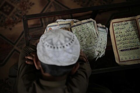 مدارس مذهبی، و خلاء سیستم آموزش در افغانستان