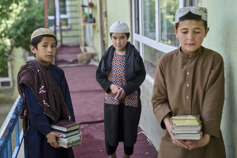 مدارس مذهبی، و خلاء سیستم آموزش در افغانستان