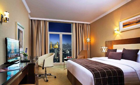 قزوین میزبانی دربی را به یک هتل باخت!