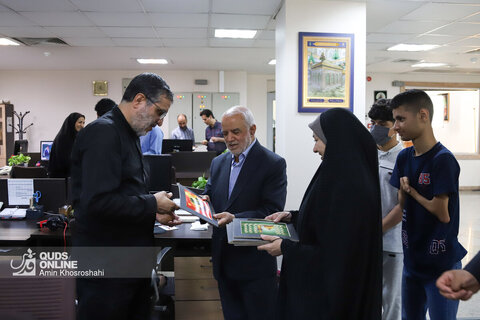 بازدید تعدادی از مدیران و مسئولان شهری و استانی از روزنامه قدس به مناسبت روز خبرنگار