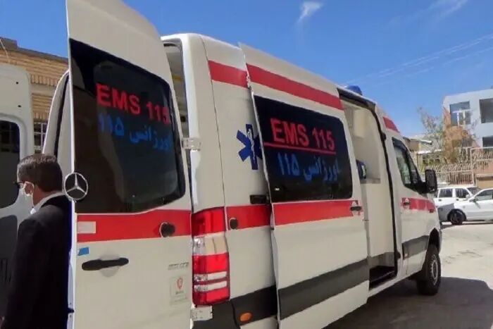 انتقال ۱۱ زائر مصدوم حادثه رانندگی از عراق به مرز مهران