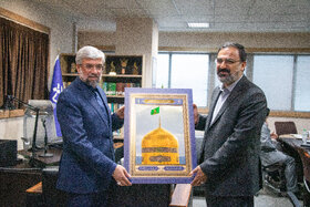بازدید مدیر عالی حرم مطهر رضوی و نماینده تربت حیدریه از روزنامه قدس