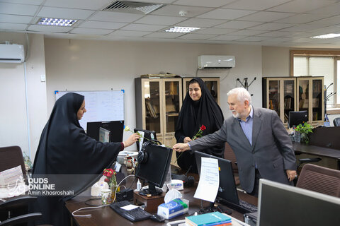 بازدید استاندار خراسان رضوی، معاون وزیر میراث فرهنگی و فرماندار مشهد از روزنامه قدس