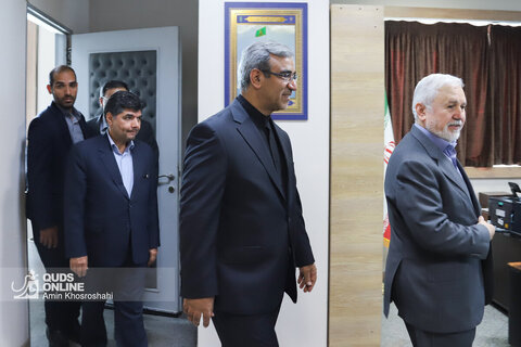 بازدید استاندار خراسان رضوی، معاون وزیر میراث فرهنگی و فرماندار مشهد از روزنامه قدس