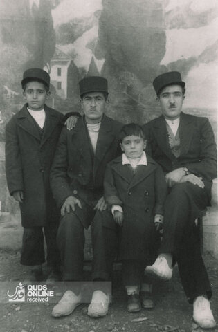 تصاویری کمتر دیده شده از استاد محمود فرشچیان