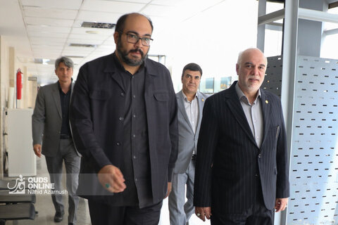 بازدید جمعی از مدیران و شخصیت‌های شهری و استانی از روزنامه قدس