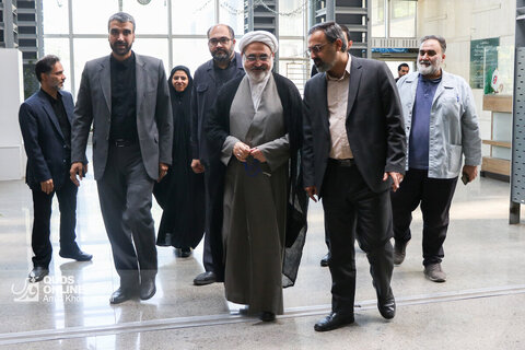 بازدید جمعی از مدیران و مسئولان شهری و استانی از روزنامه قدس