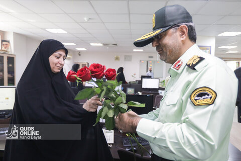 بازدید جمعی از مدیران و مسئولان شهری و استانی از روزنامه قدس