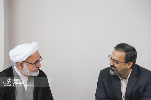 بازدید جمعی از مدیران و مسئولان شهری و استانی از روزنامه قدس