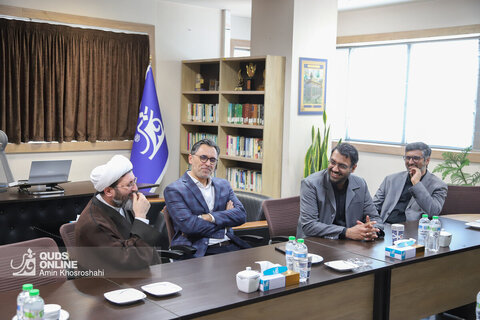 بازدید جمعی از مدیران و مسئولان شهری و استانی از روزنامه قدس
