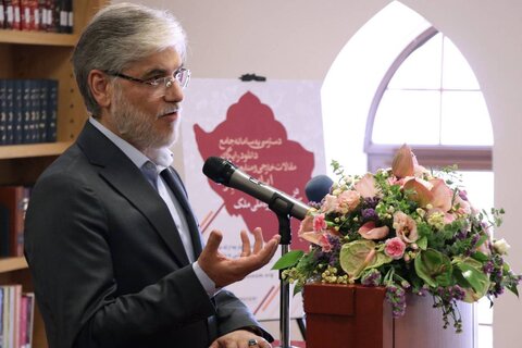 نور علم از بارگاه رضوی؛ دسترسی رایگان به گنجینههای دانش جهان در موقوفه ملک