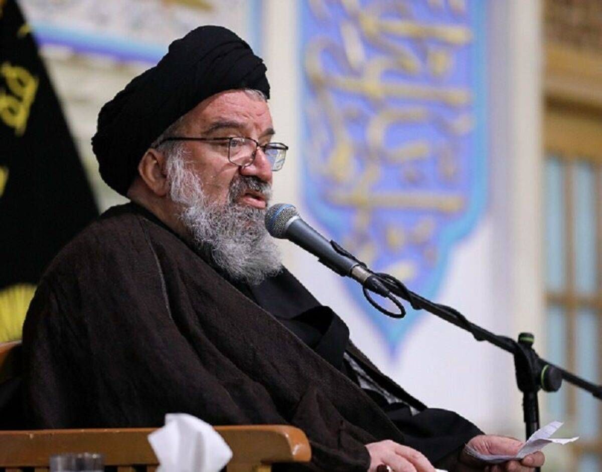 آیت‌الله سید احمد خاتمی عنوان کرد:  اربعین حسینی فرصتی برای بازخوانی دستاوردهای نهضت عاشورا