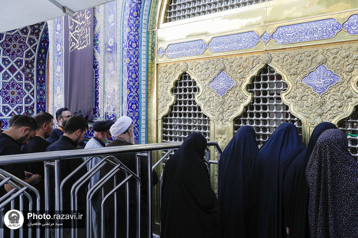 زائران ازبکستانی نخستین زیارت خود را در حرم مطهر رضوی تجربه کردند