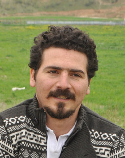 هنرمندی در تلاقی ایمان و انزوا