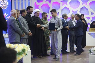 نفرات برتر مسابقات قرآنی استان کرمانشاه تجلیل شدند