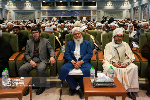 همایش اهل تسنن در حرم مطهر رضوی - مشهد
