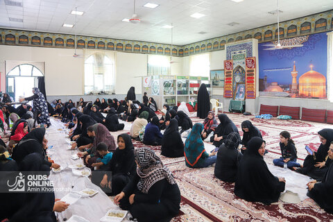 خدمت رسانی به زائران پیاده امام رضا (ع)