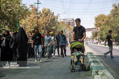 ورود موج اول زائران پیاده امام رضا (ع) به مشهد